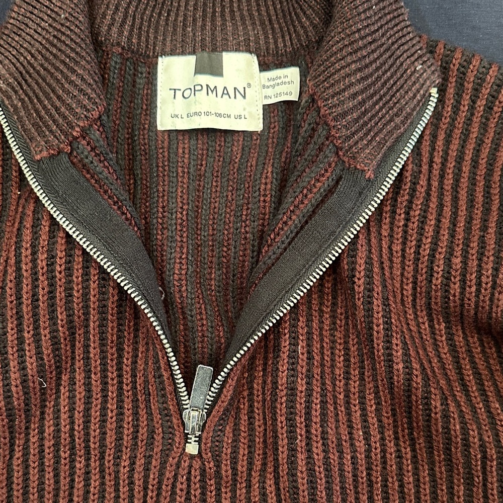 Topman Men's Burgundy and Black Zip-Up Sweater